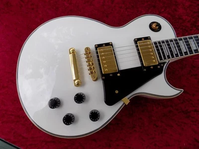 Harley Benton SC-500, Epiphone Electronics, división de bobina, sintonizadores de bloqueo, estuche Foto 1 de 4