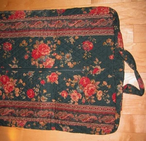 Vera Bradley Garment Bag Green & Red w/ Flowers Indiana Greenbriar Rare Retired - Picture 1 of 4