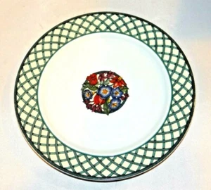 Dansk NORDIC GARDEN Flowers Floral Green 9" Salad Dessert PLATE - Picture 1 of 5