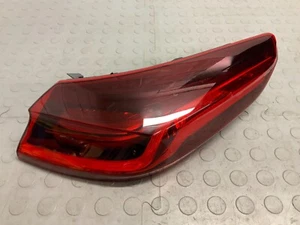 KIA XCEED MK3 DRIVER SIDE REAR LIGHT 92402J7350 J7924-32200 O/S/R - Picture 1 of 14