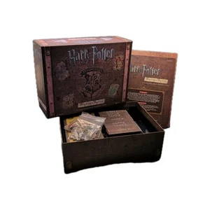 Harry Potter Hogwarts Battle a Cooperative Deck Building Spiel komplett - Bild 1 von 3