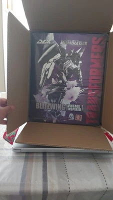 ThreeZero Hasbro Sideshow Transformers Bumblebee Blitzwing VINTAGE INSPIRED New - Image 1 of 2
