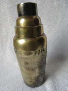 schöner alter Cocktail-Shaker Messing versilbert Rillendekor ca. 22x4-8cm 804g - Picture 1 of 12