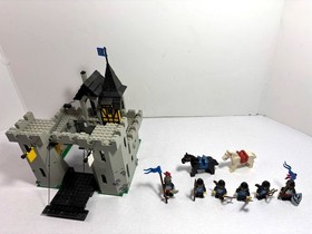 LEGO Castle: Black Falcons:  Black Falcon's Fortress 6074 (1986) Vintage