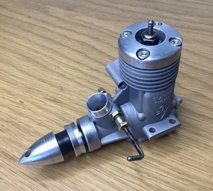 Super Tigre G20/15 (2.5cc) Glow Italy Engine Model Control Line Combat F/Flight - Picture 1 of 12