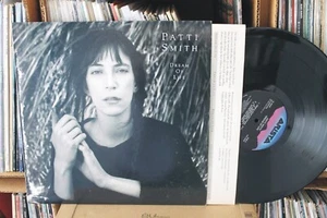 Patti Smith: Dream of Life Arista promo NM - Picture 1 of 2