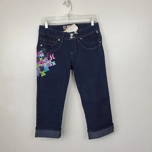 Mecca Femme Dark Wash Cuffed Graphic Logo Low Rise Jean Capri NWT 9/10 (Juniors) - Picture 1 of 14