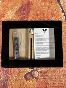 Humidor de cigarros Bald Eagle con tapa de vidrio - sin usar con accesorios e instrucciones - Imagen 1 de 9