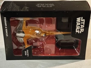 Disney Figurine Starships Vehicles Naboo N-1 Starfighter Collector's Edition - Picture 1 of 3