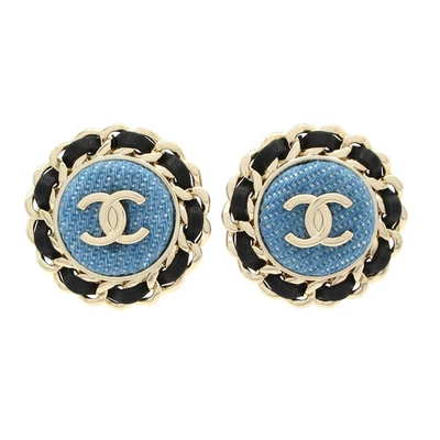 Auténticos Pendientes de Cuero Denim CHANEL Coco - Dorado Azul Claro Negro Herrajes Foto 1 de 4