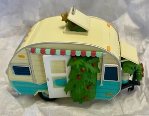 Hallmark Andenken 2022 Ornament Happy Camper Anhänger Christbaumschmuck - Bild 1 von 7