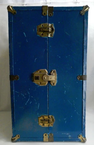 ANTIQUE METAL DOLL TRUNK, 18" X 10" X 10," SOLID AND STURDY Cover