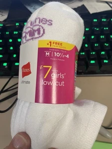 Girls Hanes Ultimate 7 Pack Low Cut Socks White Medium Fits Shoe Size 10.5-4 NEW - Picture 1 of 1