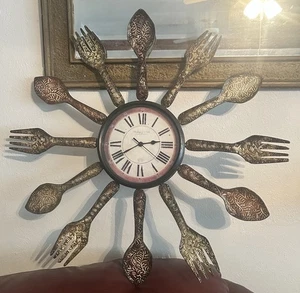 Metall Gabeln & Löffel Küche Wanduhr Batteriebetrieben Besteck Esszimmer RM Dekor - Bild 1 von 18