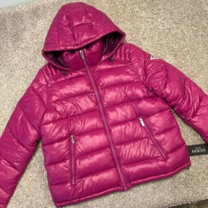 NWT Guess Puffer Jacket Women Size Large Magenta Pink 22OMP304 Hooded Full Zip - Picture 1 of 9