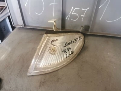 Original Mazda 323 BA Blinkerleuchte Blinker vorne links Weiß  - Bild 1 von 4