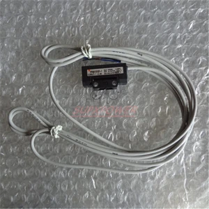 Nuovo interruttore di flusso SMC PFMV510F-1 PFMV510F1 (1 PZ) - Foto 1 di 2
