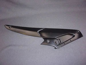 NUEVO Gilera, NEXUS 125 250 300 cubierta central reposapiés placa 975495000C L/MANO SX - Imagen 1 de 3