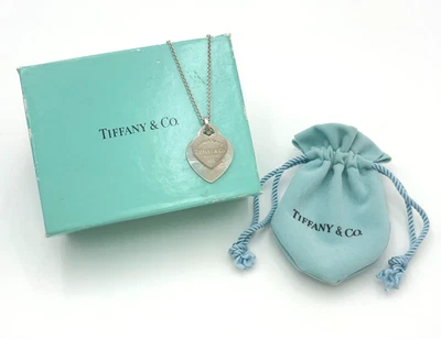 Auth Tiffany & Co. Return to Double Heart Necklace SV925 Shell 7.3g W/B BA100041 - Image 1 of 4