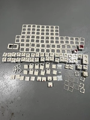 berker modul 2 cremeweiß Glänzend Steckdosen Rahmen Paket Abdeckungen - Bild 1 von 4