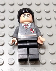 Lego Harry Potter Minifigur mit Gryffindor Uniform Muster - Bild 1 von 1