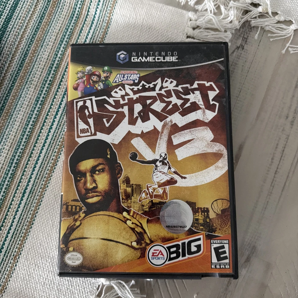 NBA Street V3 Nintendo GameCube 2005 probado completo en caja original con manual Foto 1 de 3