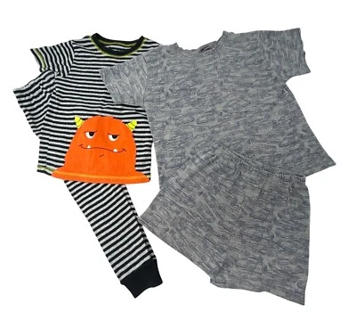 Ropa para niños - Conjunto de pijama y conjunto corto y camisa - Talla 5 Foto 1 de 4