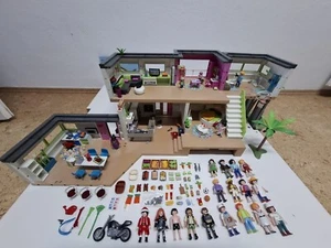 playmobil Villa 5574 + Bungalow 5586 - Bild 1 von 14