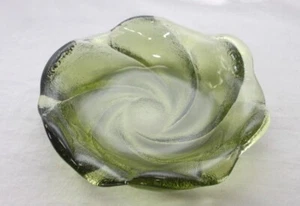 "Cenicero verde vintage Fenton vidrio remolino baratija plato de caramelo 7,5"" fondo texturizado" - Imagen 1 de 9