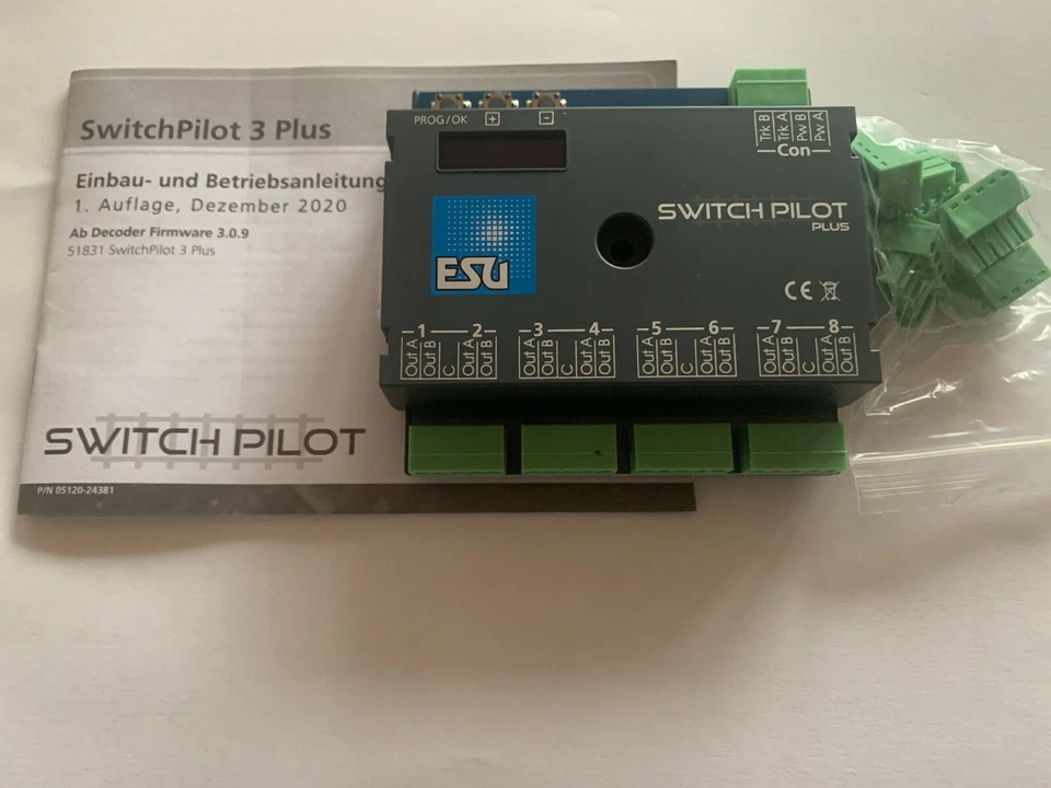 +++ ESU 51831 SwitchPilot 3 plus  8-fach Magnetartikel, DCC/MM, OLED 51831 - Bild 1 von 1