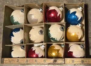 VINTAGE FROSTED LOT  Glass CHRISTMAS ORNAMENTS Balls USA - Picture 1 of 3