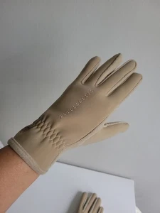 Isotoner Beige Ladies Gloves OS - Picture 1 of 8
