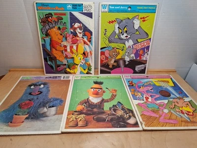 LOTE (5) ROMPECABEZAS BANDEJA MARCO DORADO WHITMAN de colección Plaza Sésamo, Pooh, Pantera Rosa Foto 1 de 4