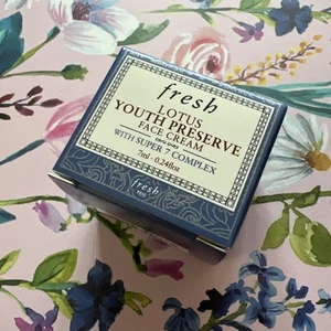 Crema facial FRESCA Lotus Youth Preserve con complejo Super 7; 7 ml mini nueva en caja - Imagen 1 de 6