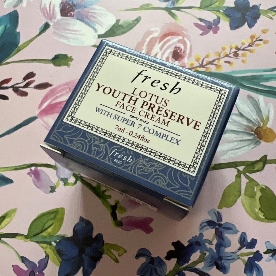 FRESH Lotus Youth Preserve Face Cream with Super 7 Complex; 7 mL Mini New in Box - Image 1 of 4