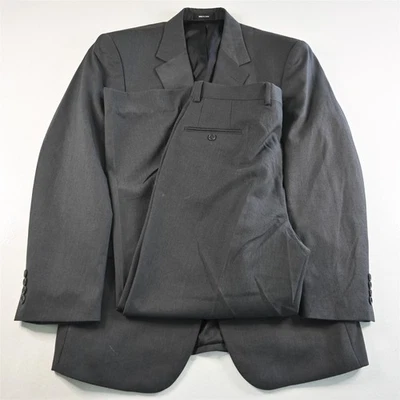 Van Heusen 40R 34x30 Gray Herringbone Mens Jacket Pants Suit - Image 1 of 4