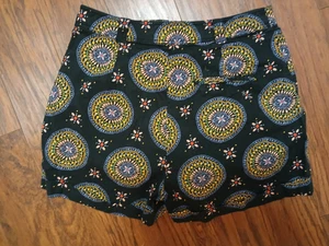 Anthropologie Maeve Women's Size 8 Shorts Blue  Motif Medallion Print City - Picture 1 of 3