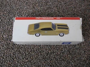 GM 2001 Diecast 1969 Oldsmobile 442 lettori digest alta velocità 1:64 auto pressofusa - Foto 1 di 6