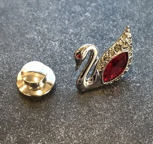 Tie Tack Lapel Pin Swarovski Silver Tone Swan w/Crystals Vintage Collectible - Picture 1 of 9
