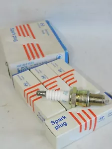 HYUNDAI Galloper Santa Fe Sonata... - Lot de 4 bougies d'allumage 18818-11051 - Foto 1 di 1