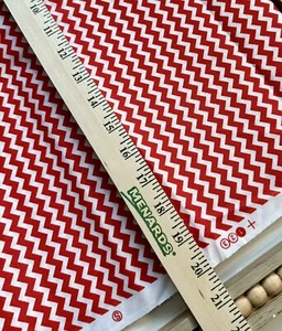 Red And White Small Chevron Print Cotton Fabric By The Yard Joann Quilters Show - Picture 1 of 3