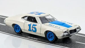 1972 Ford Gran Torino Sport / White / Johnny Lightning / R26 / 2012 - Picture 1 of 2