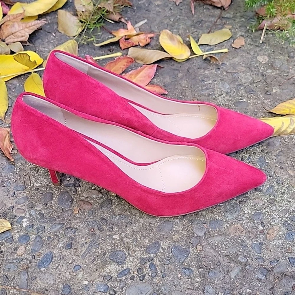 Tacones de gamuza Charles By Charles David de cuero talla US 7,5 Foto 1 de 4