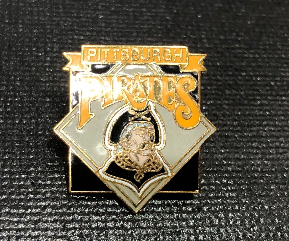 MLB Pittsburgh Pirates logo hat / Lapel Pin ~ G - Image 1 of 1
