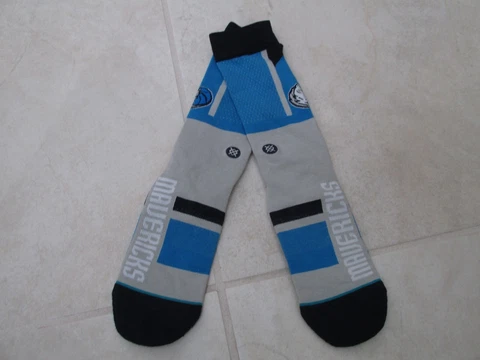 NEW STANCE NBA Dallas Mavericks Shortcut Crew Socks Men’s Large (9-12) Cover