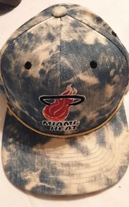 Sombrero a presión NBA MIAMI HEAT Mitchell and Ness - Imagen 1 de 12