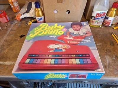 Vintage Baby Piano 18 Keys Hello Kitty Bootleg KO in Box and working condition  - Image 1 of 4