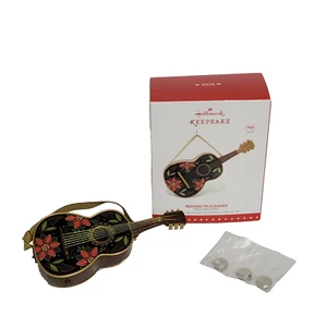 Hallmark Keepsake Ornament 2015 Guitar Muchas Felicidades "Feliz Navidad" Sound - Picture 1 of 11