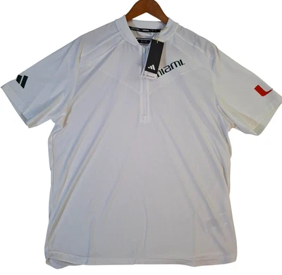 Camisa polo masculina Adidas Miami Hurricanes 1/4 zíper grande branca Aeroready NCAA - Imagem 1 de 4