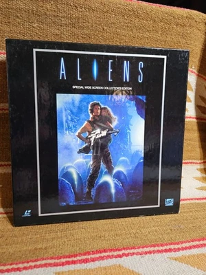 ALIENS 1991 Laserdisc Special Widescreen Collectors Edition 4 Disc Box Set Movie - Image 1 of 4